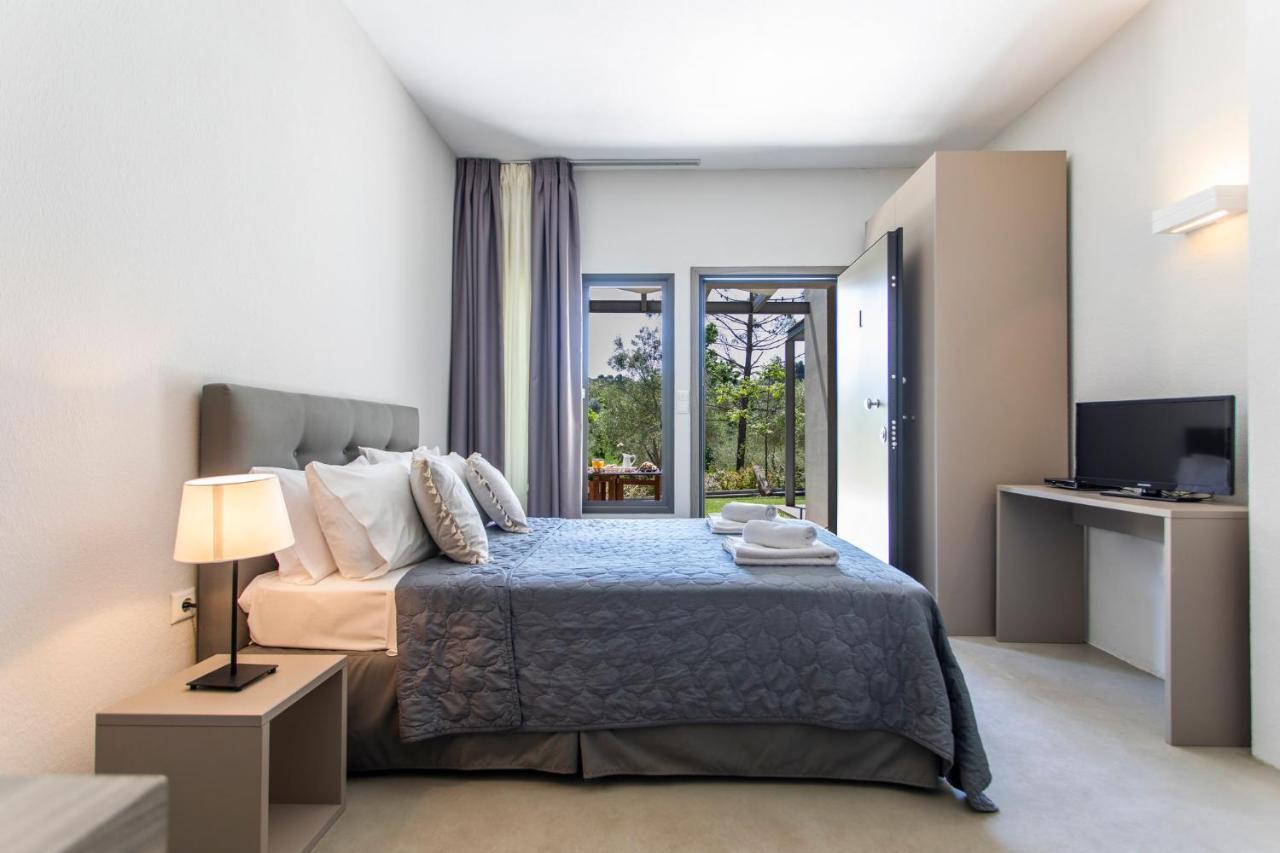 Sani More & Sani Woods (Adults Only) Luaran gambar
