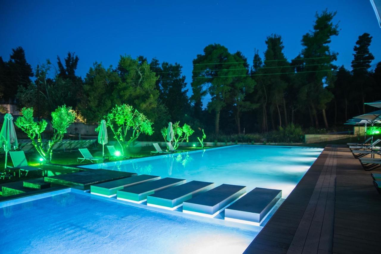 Sani More & Sani Woods (Adults Only) Luaran gambar