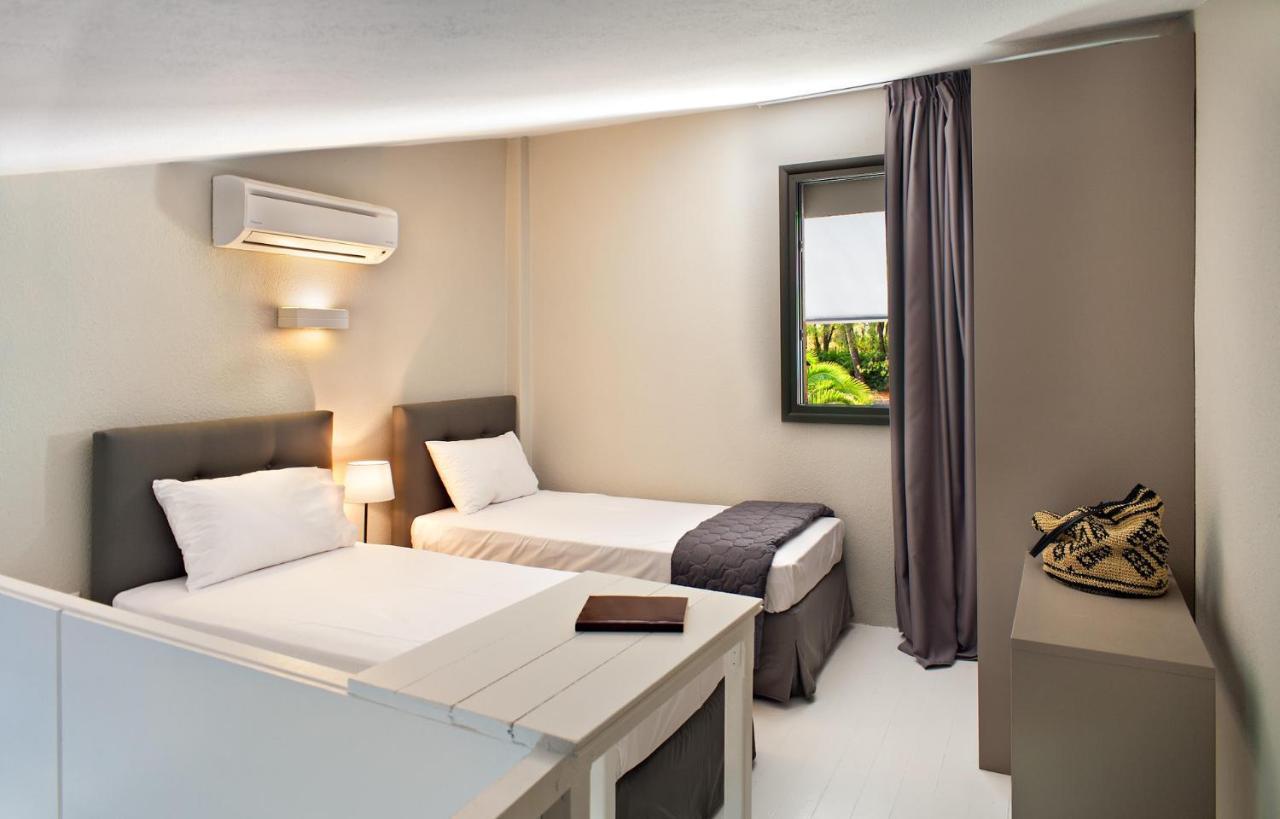 Sani More & Sani Woods (Adults Only) Luaran gambar