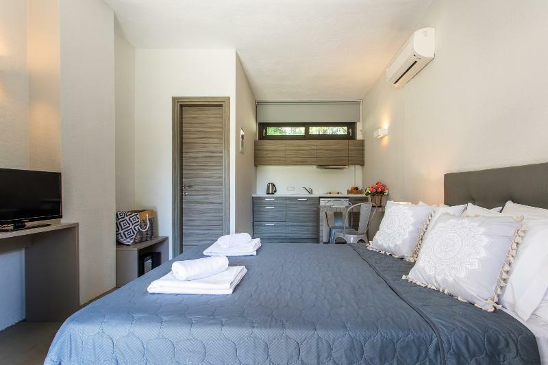 Sani More & Sani Woods (Adults Only) Luaran gambar